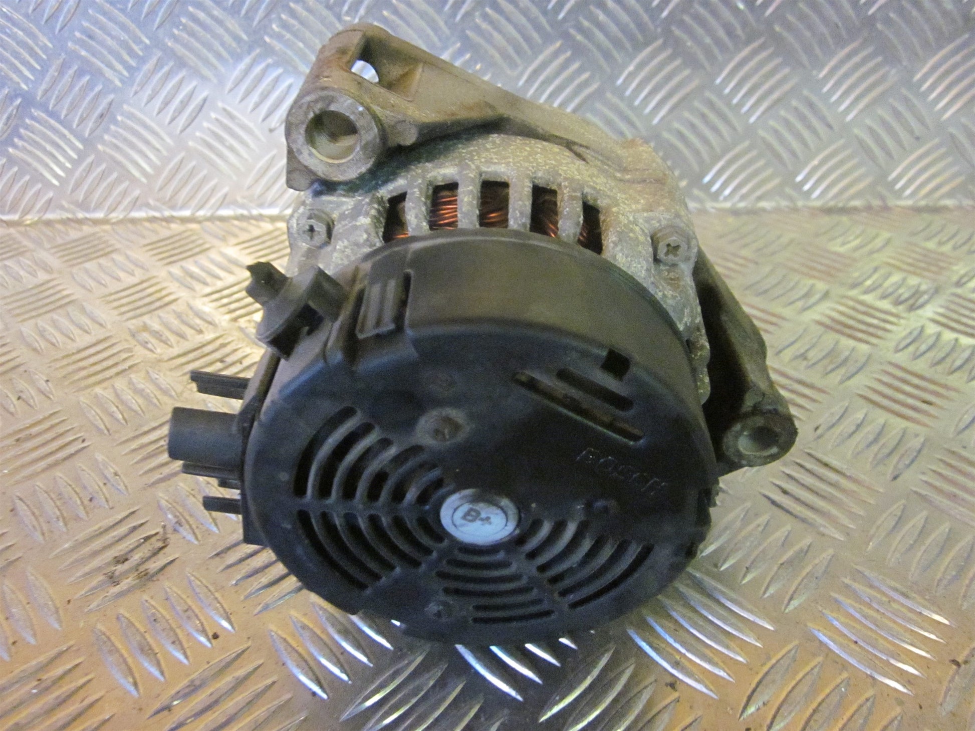 Peugeot Partner Generator Med OEM Nr. 5705L5 Fra Peugeot Ophugger