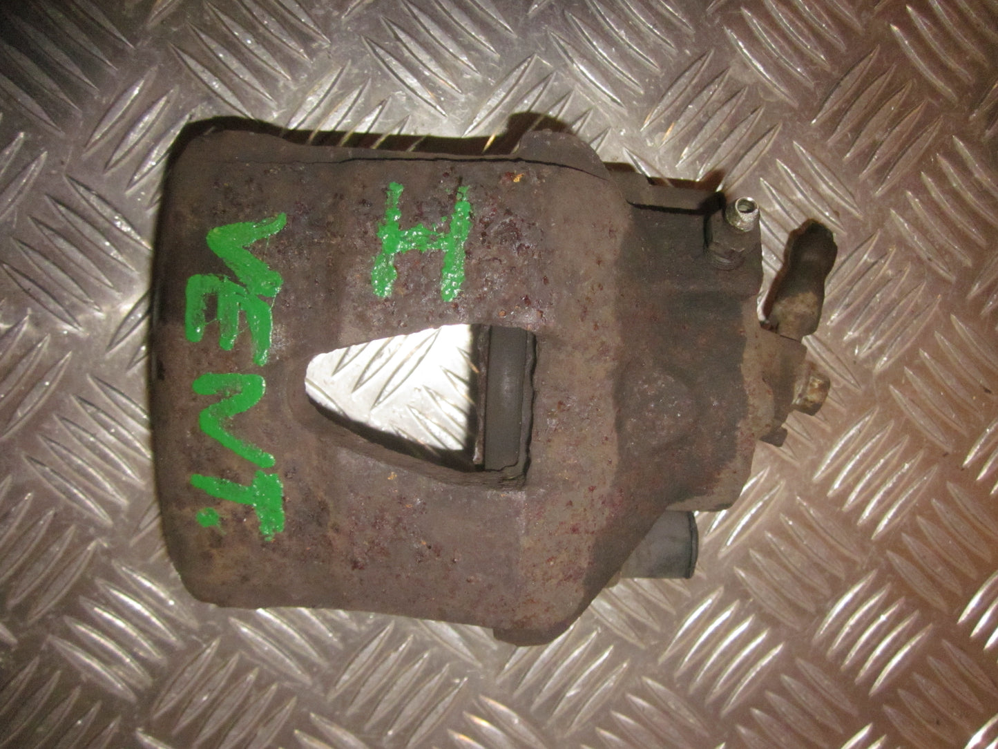 Audi A3 8L Bremsekaliber HF Med OEM Nr. Ophugger Fra Audi Ophugger
