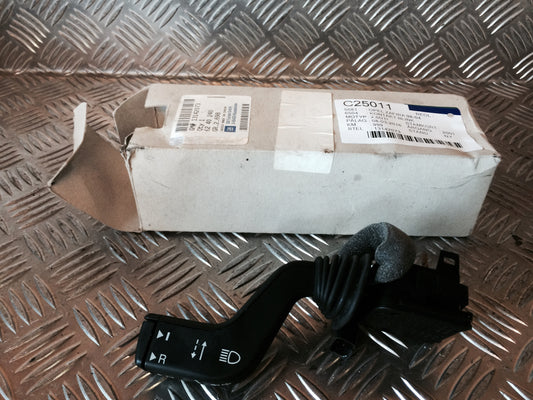 Opel Zafira A Kontakt Blink Med OEM Nr. Ophugger Fra Opel Ophugger