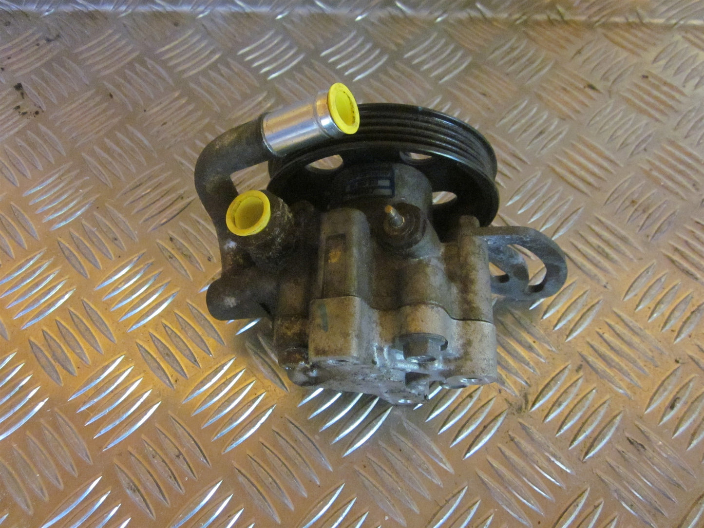 Chevrolet Spark Servopumpe Med OEM Nr. Ophugger Fra Chevrolet Ophugger