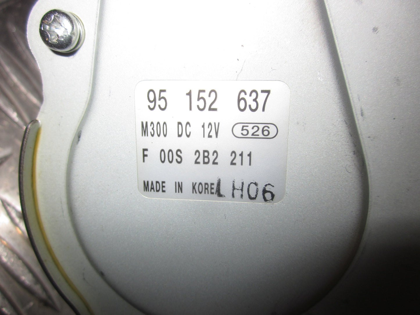 Chevrolet Spark Bagrudevisker Motor Med OEM Nr. 95152637 Fra Chevrolet Ophugger