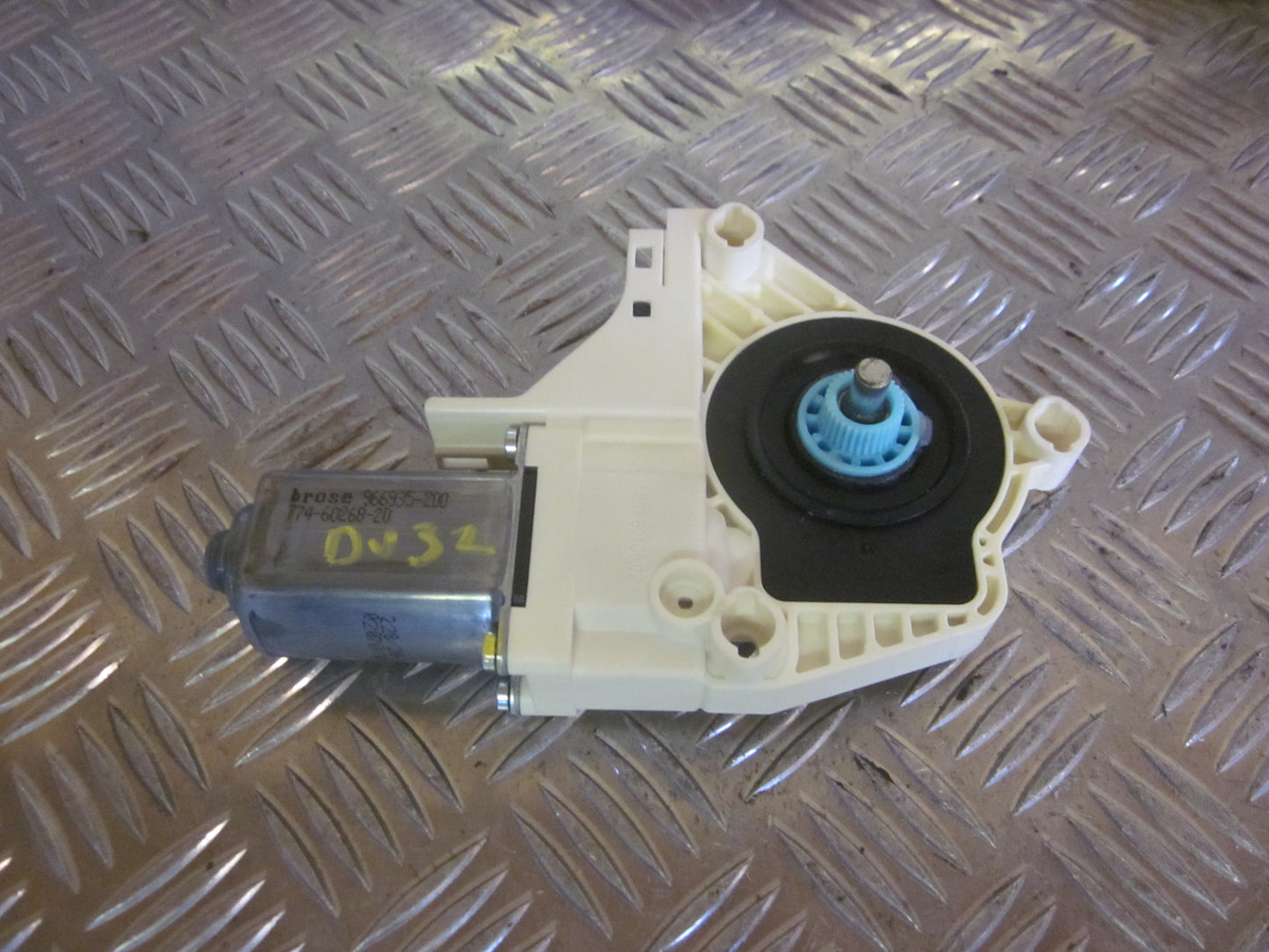 Audi A6 4G Rudemotor - Rudehejs Med OEM Nr. 8K0959801A Fra Audi Ophugger