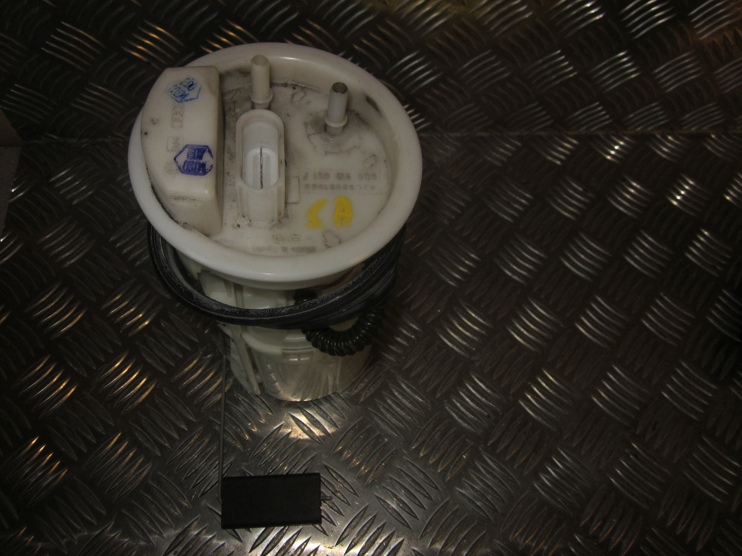 VW Polo 9N Benz/Brændstofpumpe El Med OEM Nr. Ophugger Fra VW Ophugger