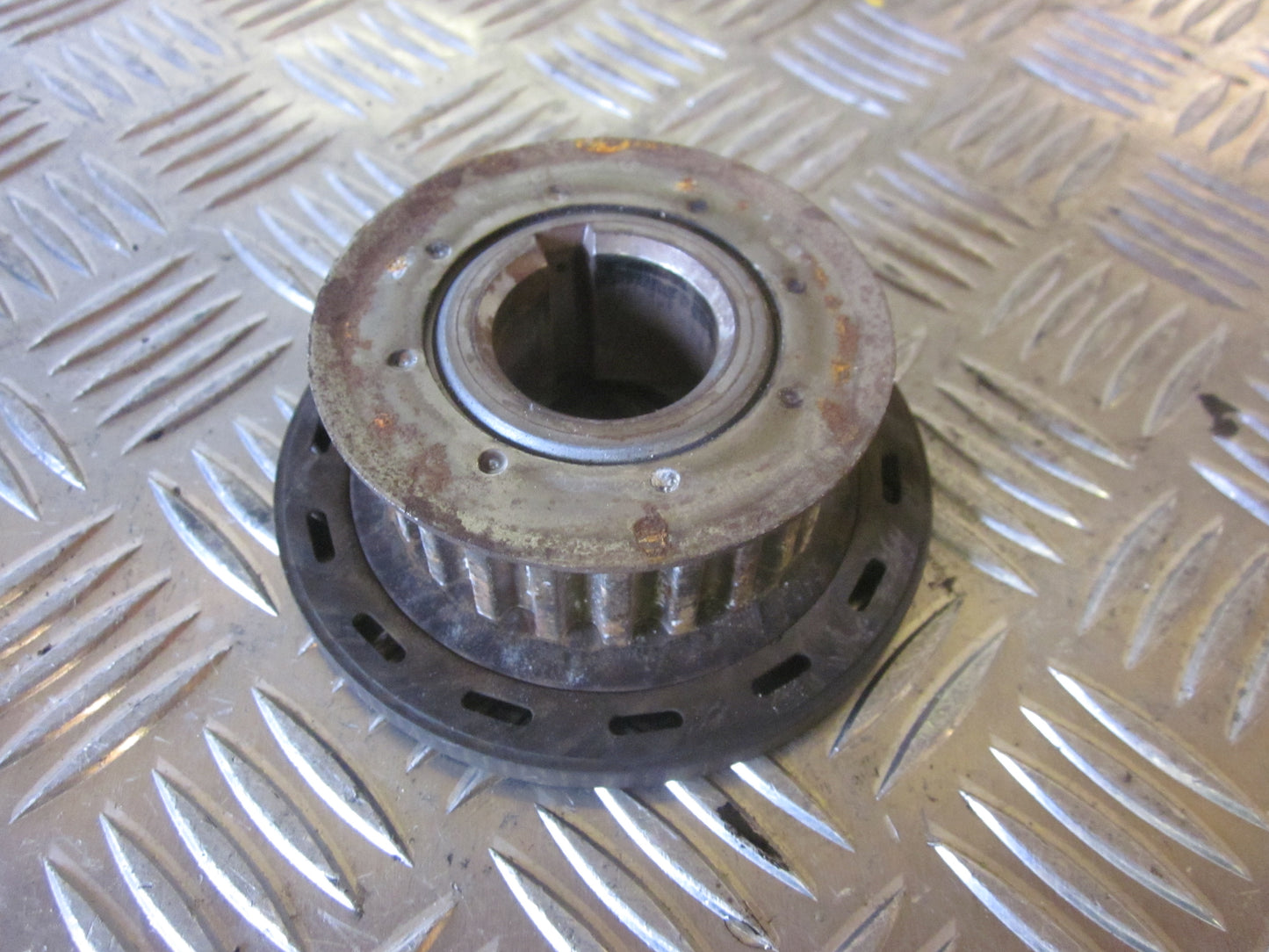 Citroen C4 Takthjul Med OEM Nr. Ophugger Fra Citroen Ophugger