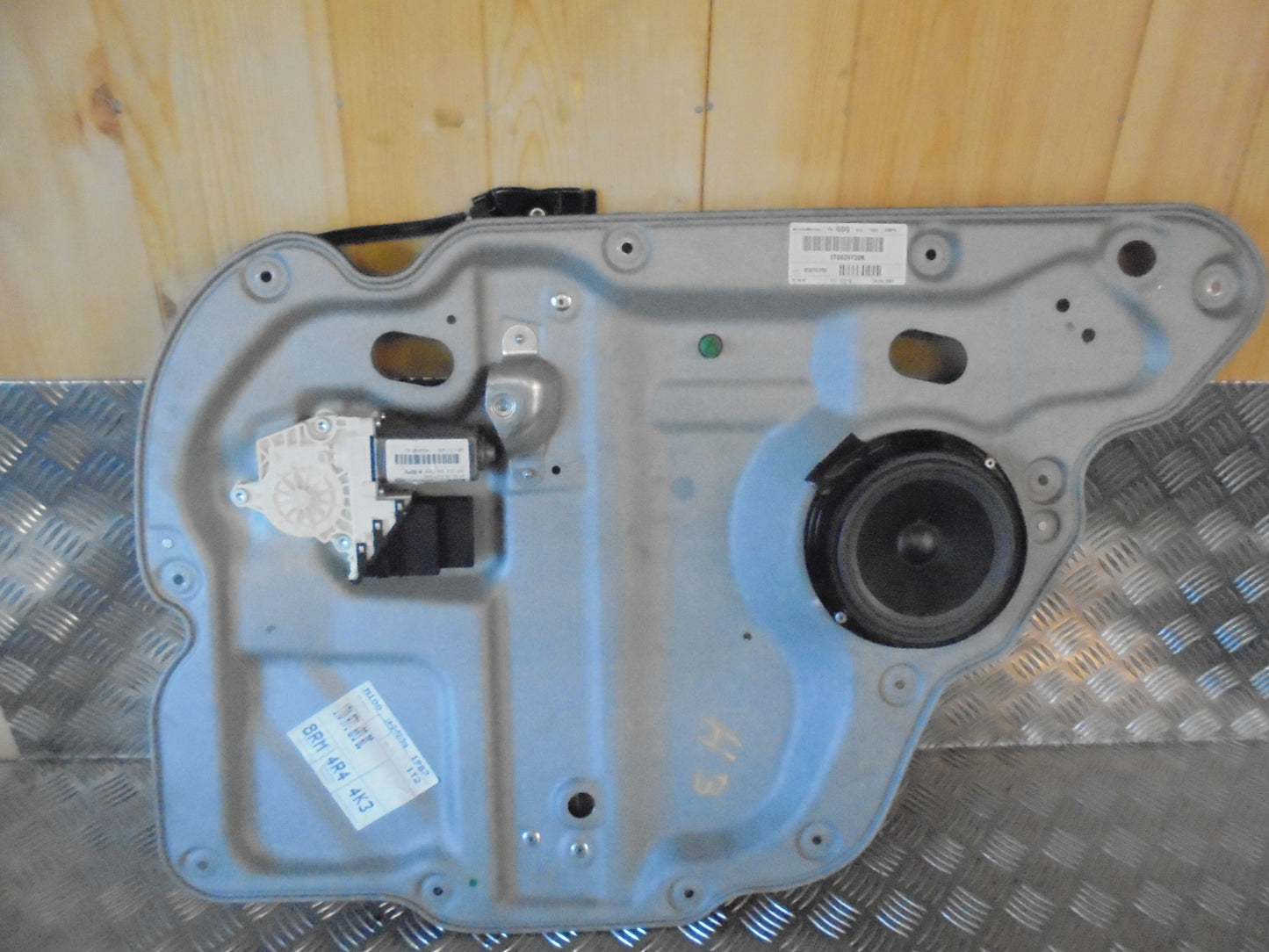 VW Touran 1T GP Rudemotor - Rudehejs Med OEM Nr. 1K0959704J Fra VW Ophugger