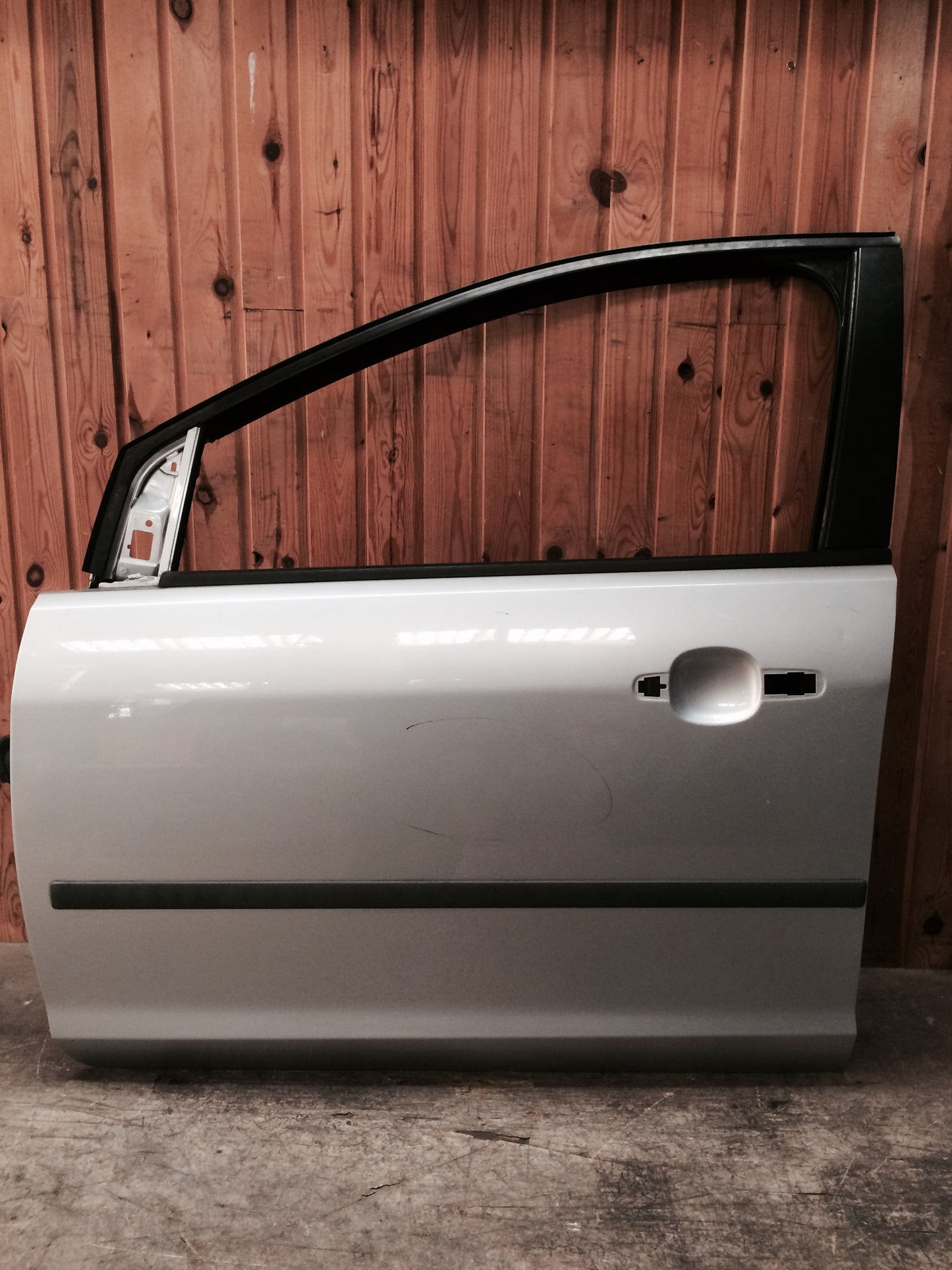 Ford Focus Fordør V Med OEM Nr. Ophugger Fra Ford Ophugger