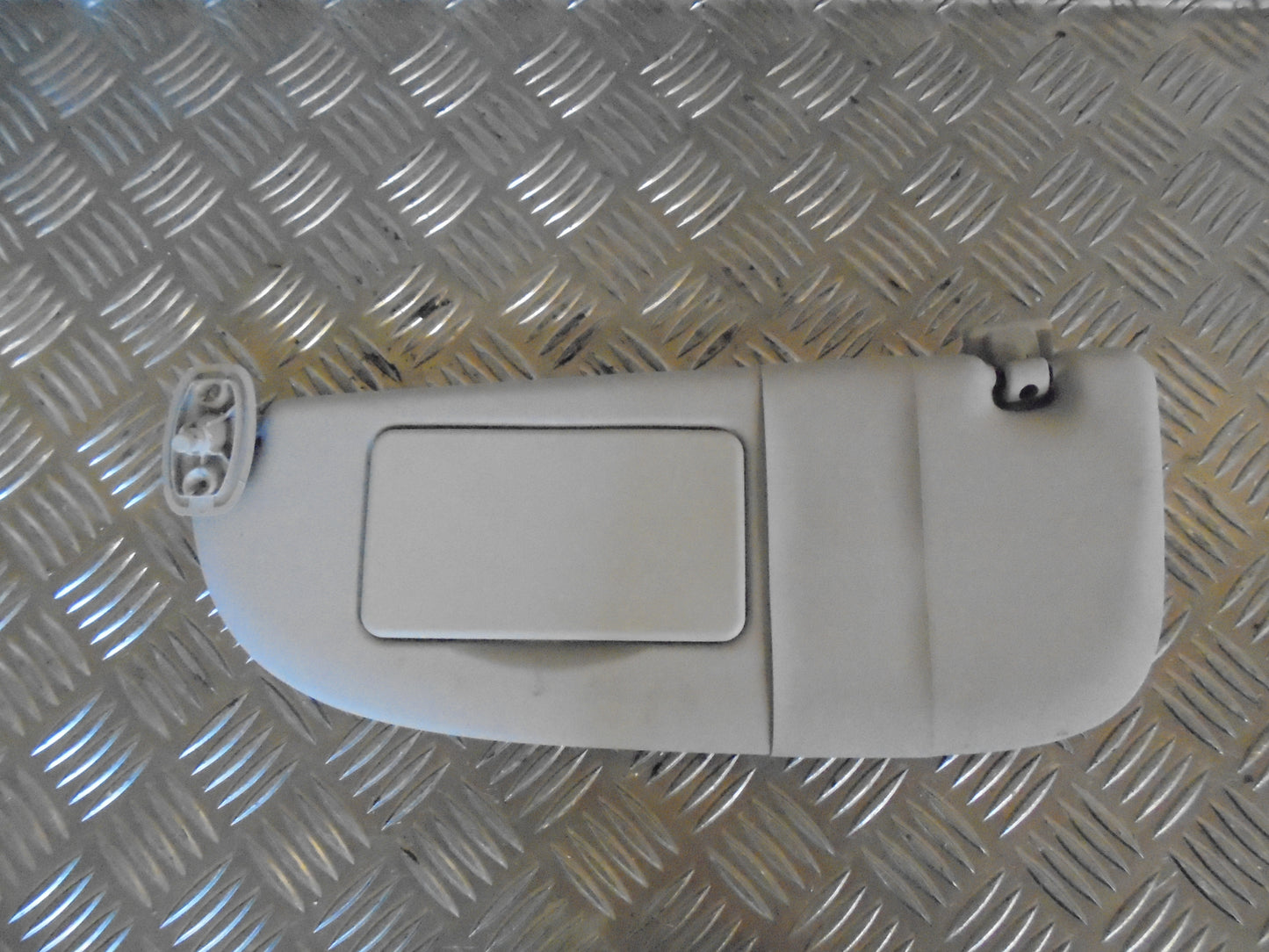 Peugeot 206+ Solskærm Med OEM Nr. Ophugger Fra Peugeot Ophugger