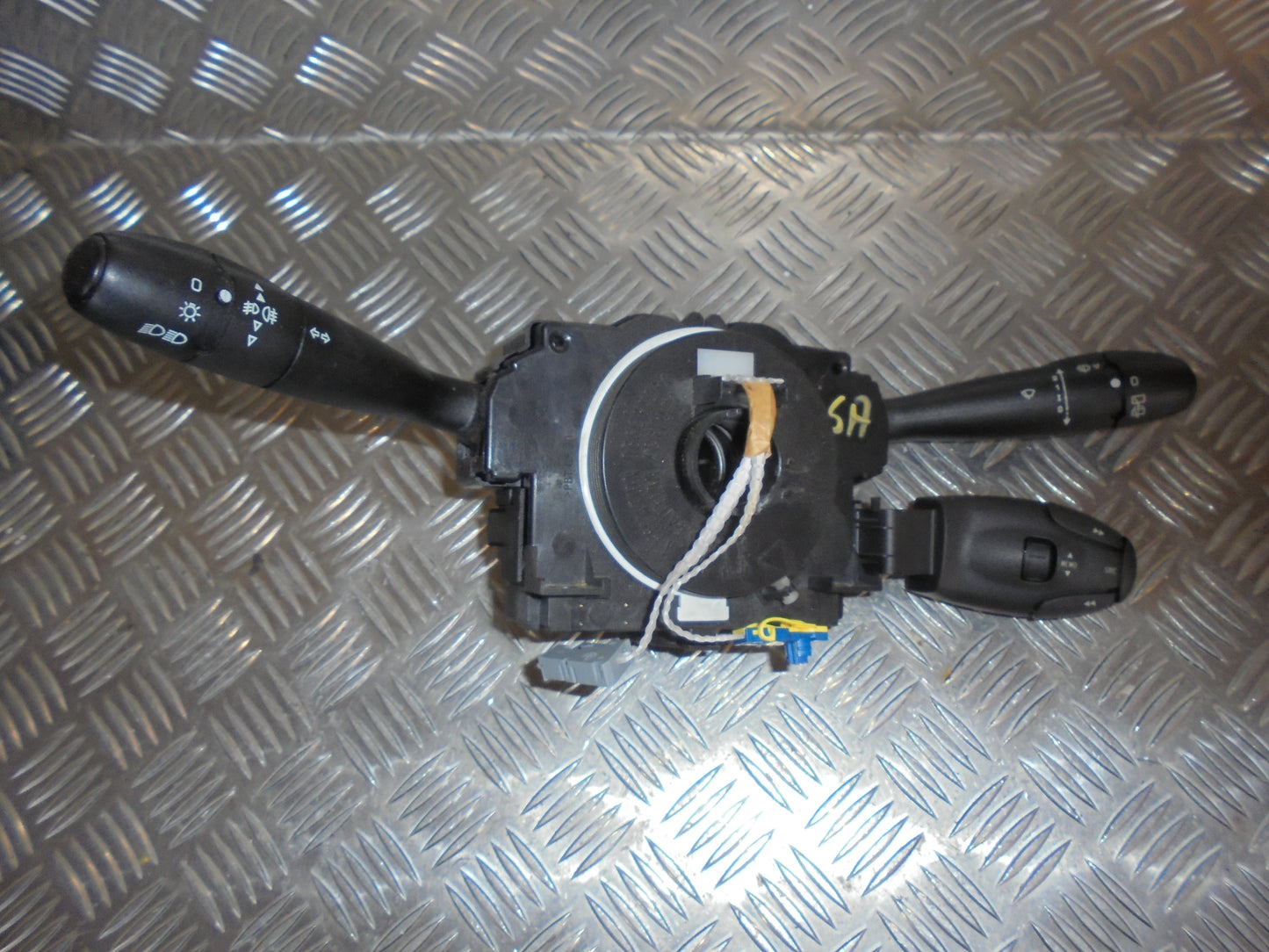 Peugeot 206+ Kontakt Combi Med OEM Nr. Ophugger Fra Peugeot Ophugger