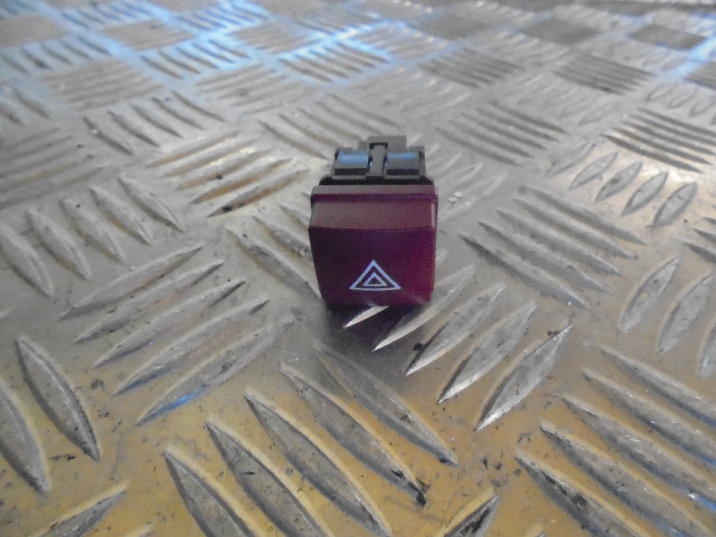 Peugeot 206+ Kontakt Katastrofe Med OEM Nr. Ophugger Fra Peugeot Ophugger