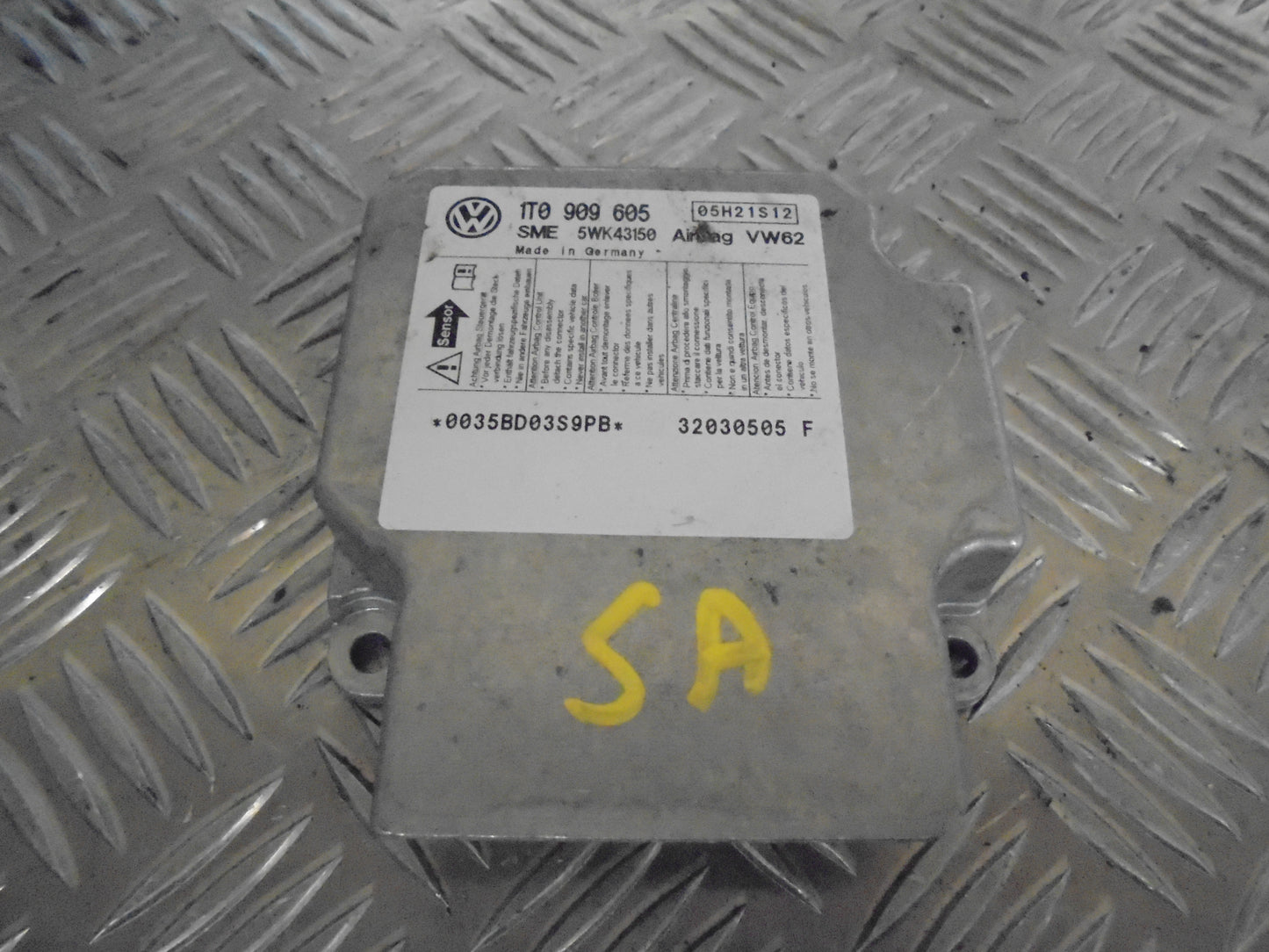 VW Touran 1T GP Airbag Elboks Med OEM Nr. Ophugger Fra VW Ophugger
