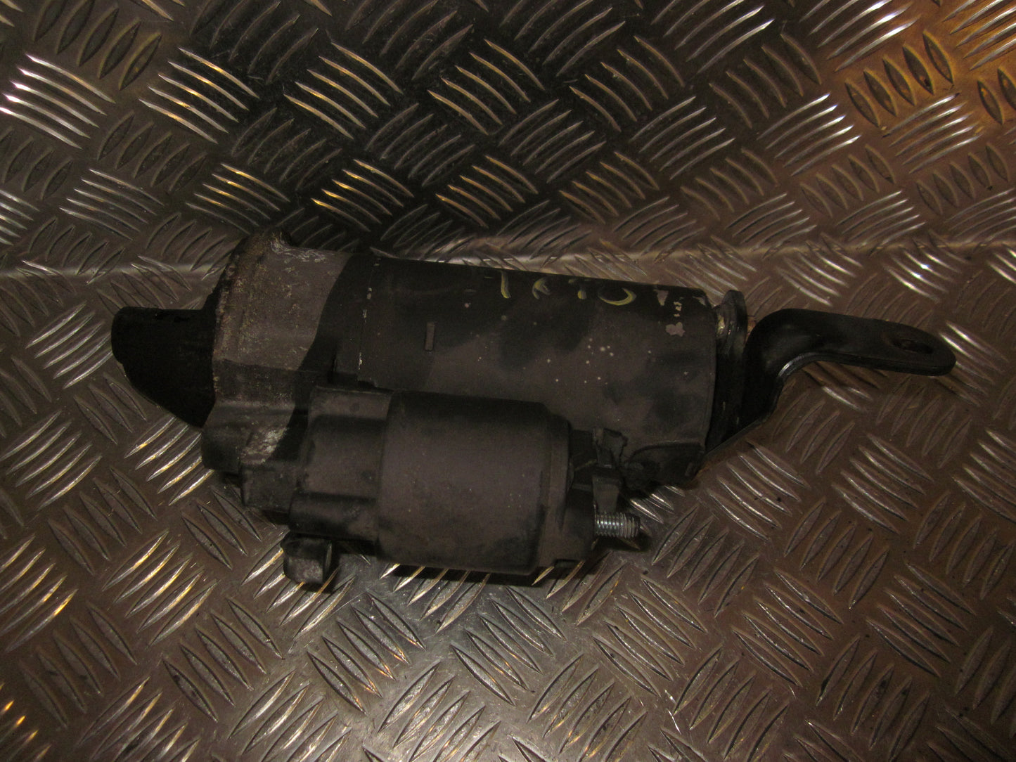 Opel Vectra B Starter Med OEM Nr. 0001109015 Fra Opel Ophugger