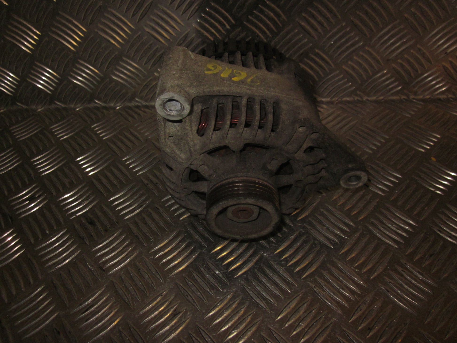 Citroen Berlingo Generator Med OEM Nr. 570500 Fra Citroen Ophugger