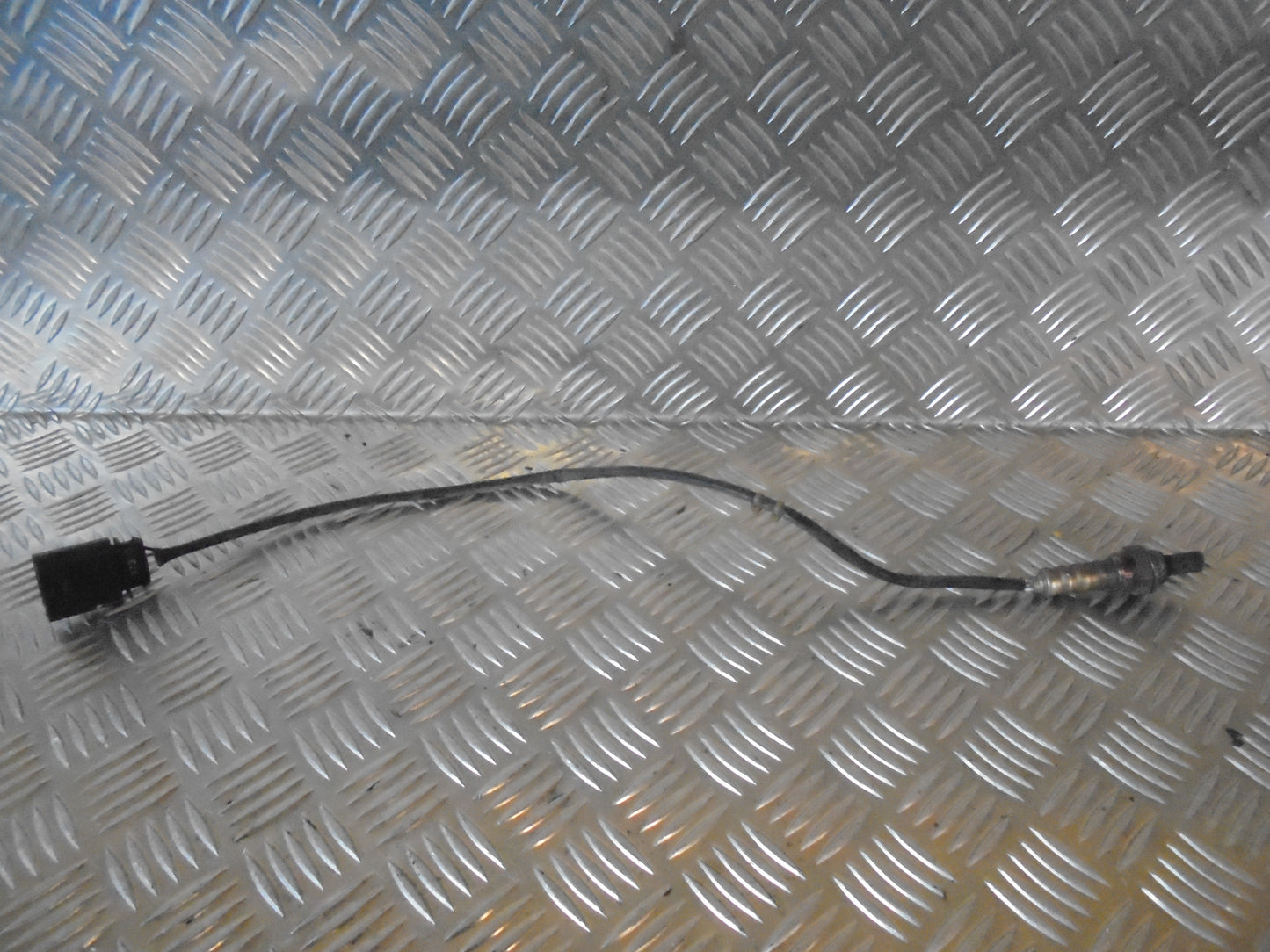 Skoda Fabia Lambda Sonde/Nox Sensor Med OEM Nr. 03D906265C Fra Skoda Ophugger