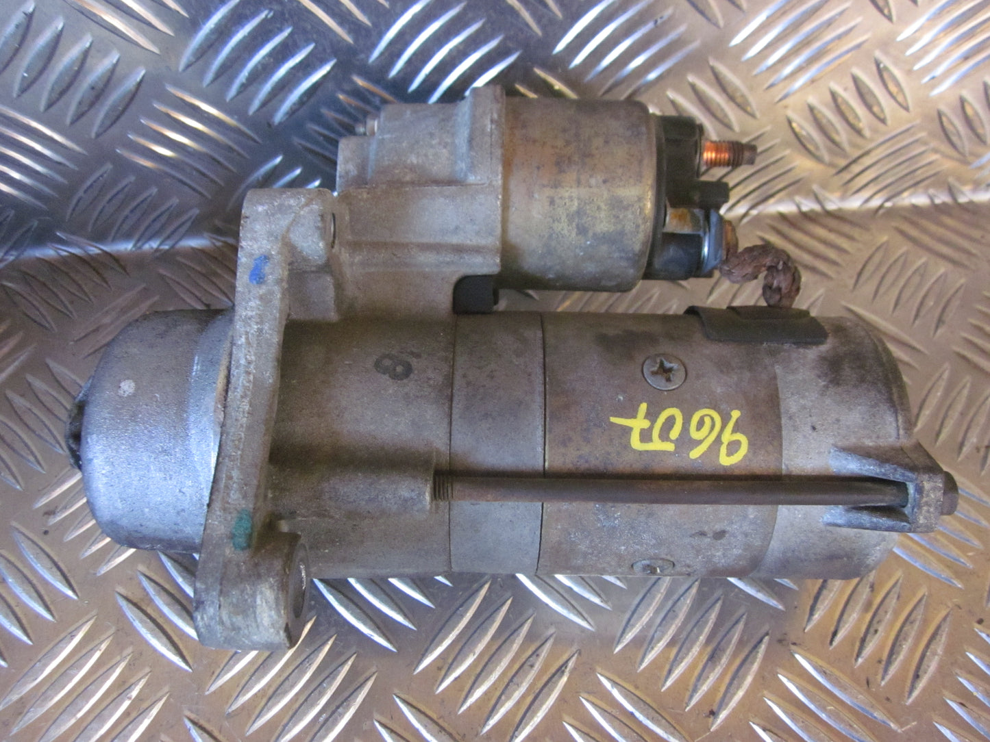 Ford Fiesta 4+5 Starter Med OEM Nr. 63223538 Fra Ford Ophugger
