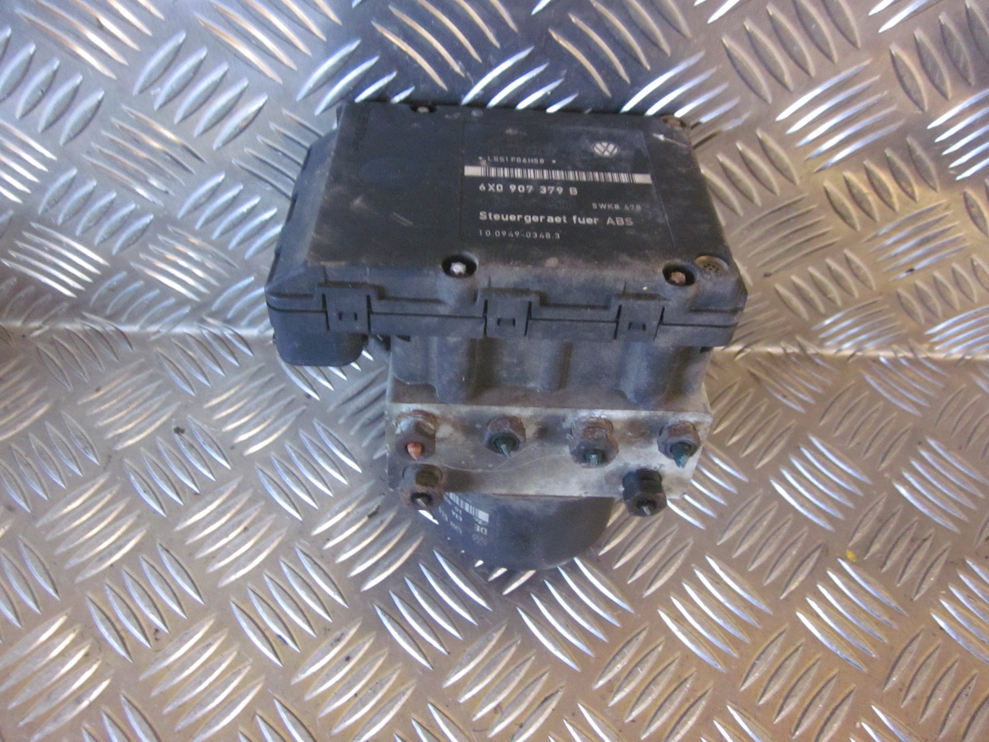 Seat Ibiza 6K2 Abs Pumpe Med OEM Nr. 6X0614117 Fra Seat Ophugger