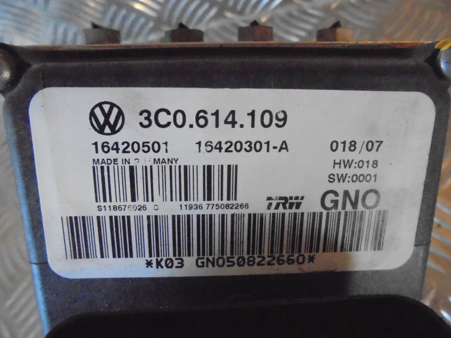 VW Passat 3C Abs Pumpe Med OEM Nr. 3C0614109 Fra VW Ophugger