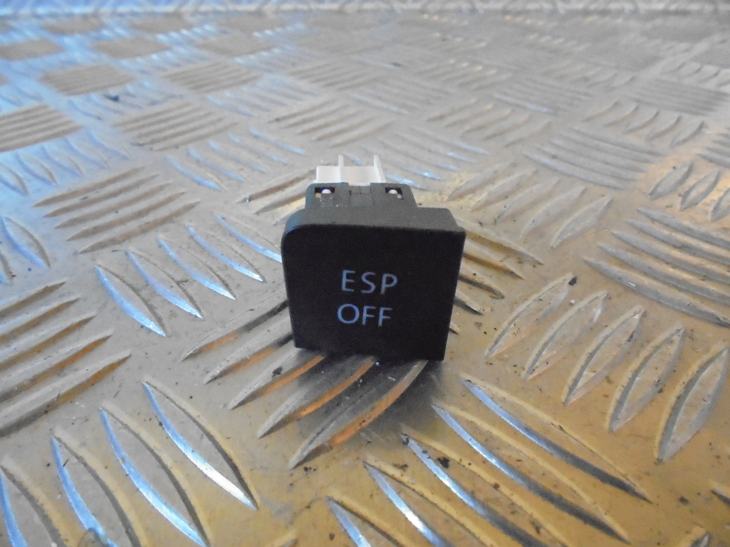 VW Passat 3C Esp Div. Dele Med OEM Nr. Ophugger Fra VW Ophugger