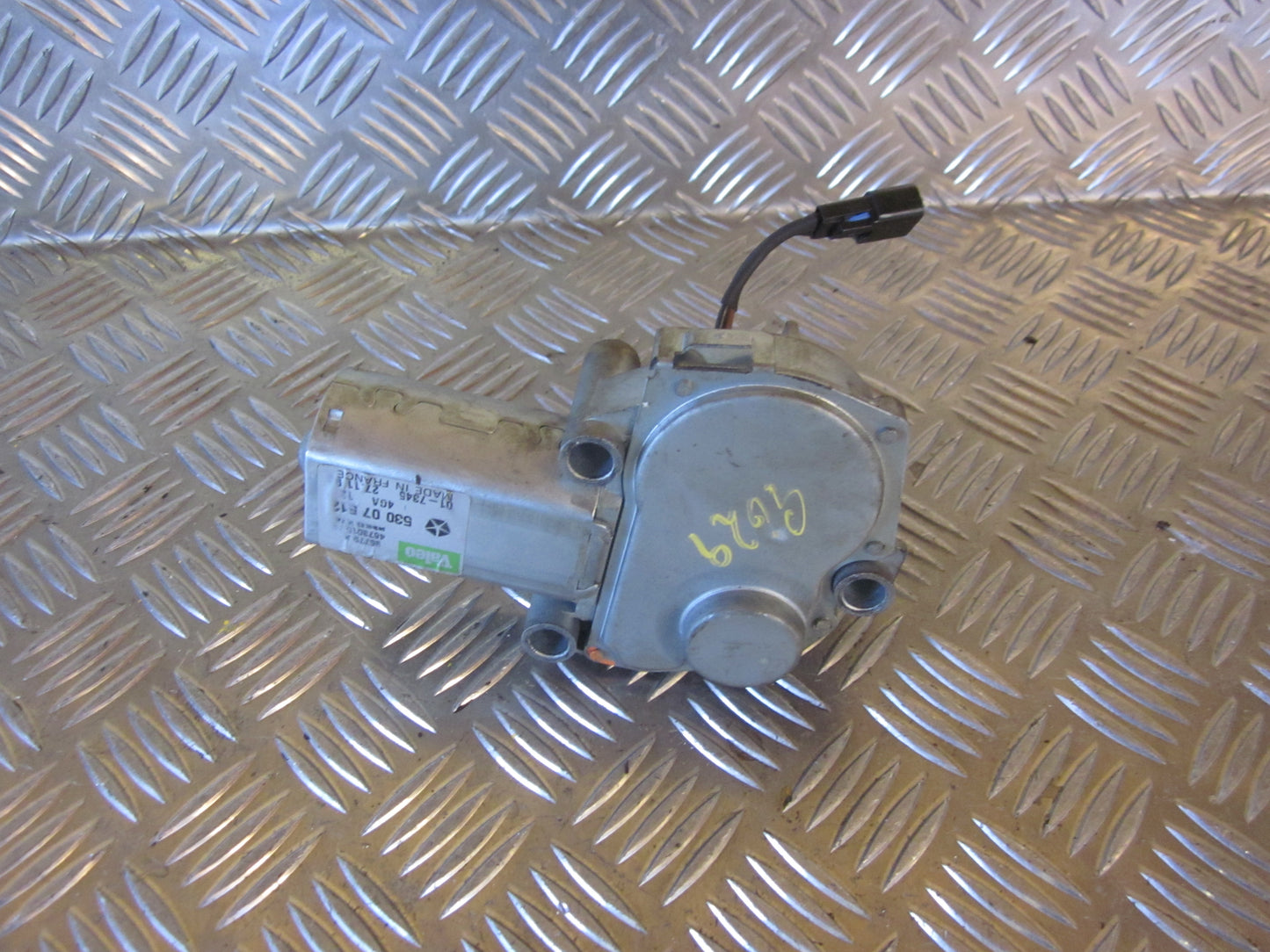 Chrysler Voyager Bagrudevisker Motor Med OEM Nr. Ophugger Fra Chrysler Ophugger