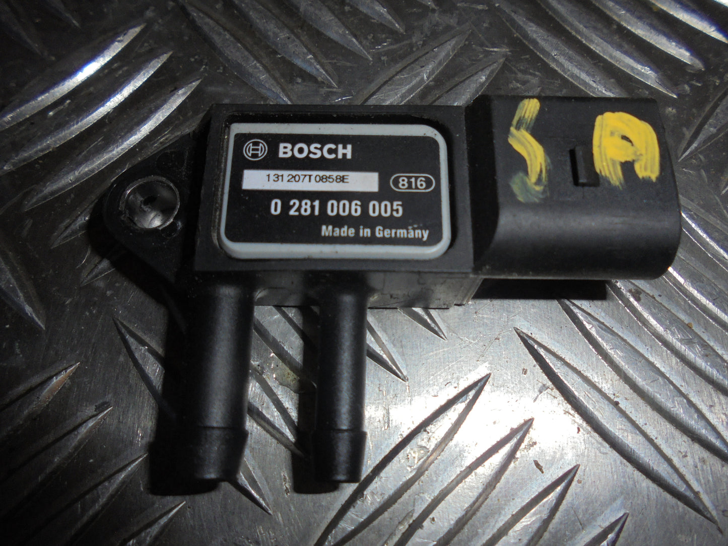 VW Passat 3C Trykregulator Med OEM Nr. 0281006005 Fra VW Ophugger