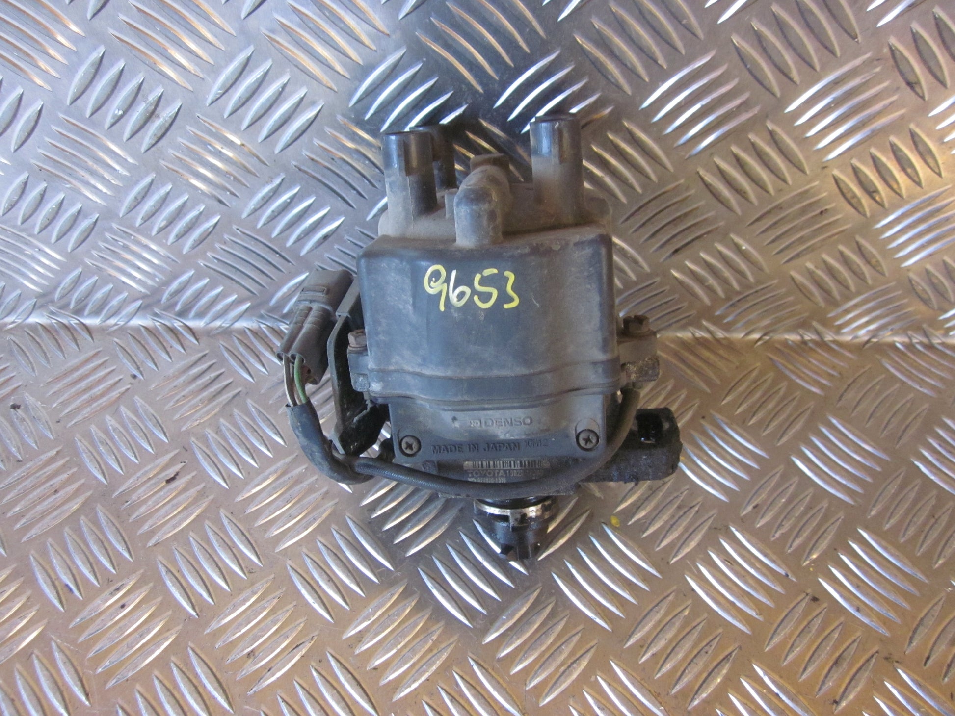 Toyota Carina E Japansk Strømfordeler El Med OEM Nr. Ophugger Fra Toyota Ophugger