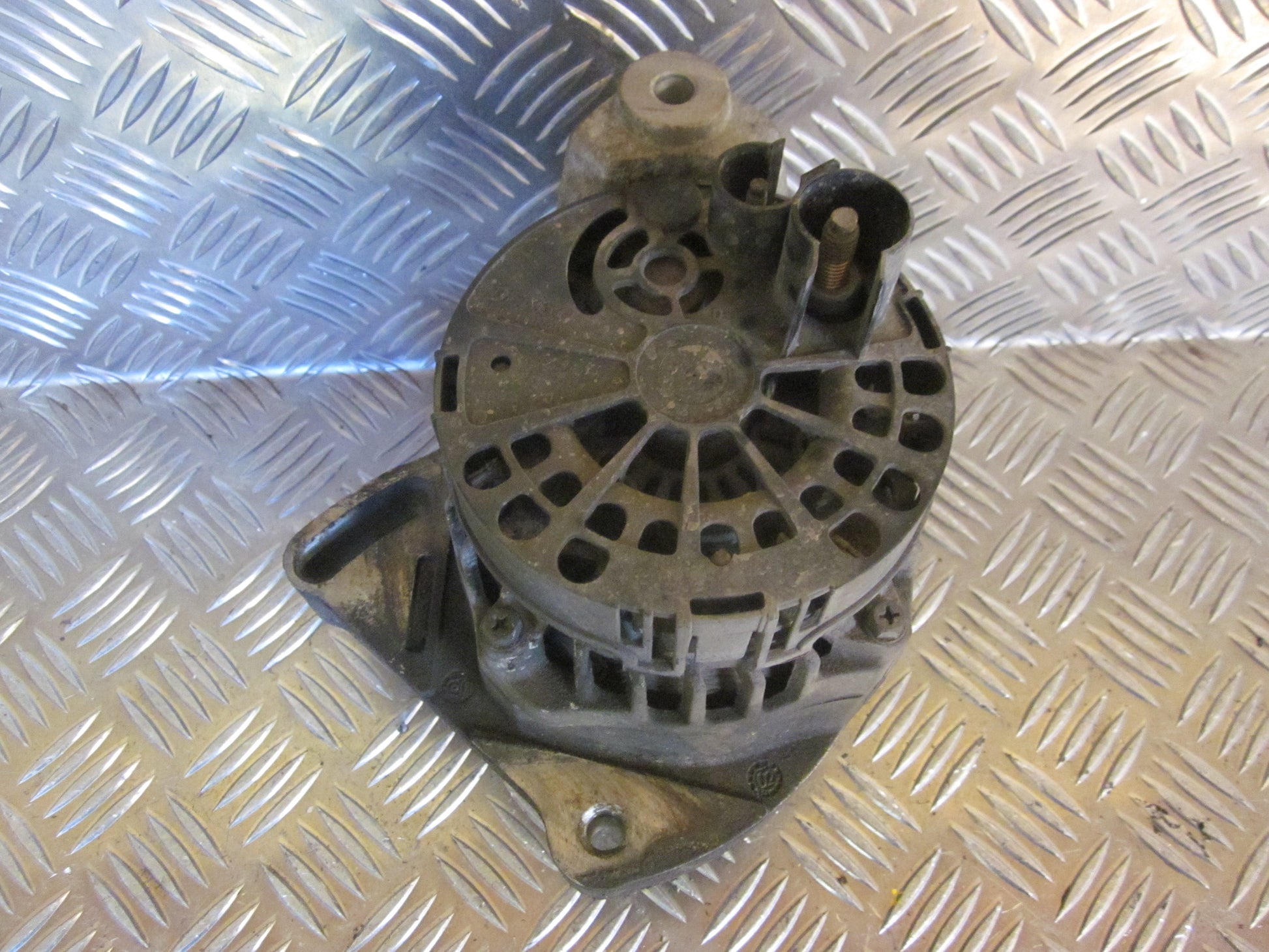 Fiat Punto II Generator Med OEM Nr. 83628380 Fra Fiat Ophugger