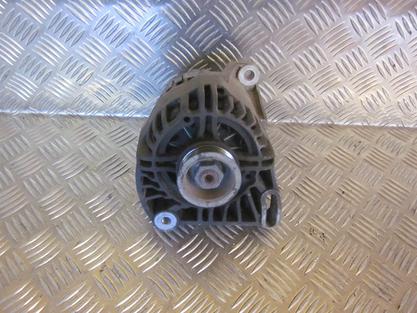 Fiat Punto II Generator Med OEM Nr. 83628380 Fra Fiat Ophugger