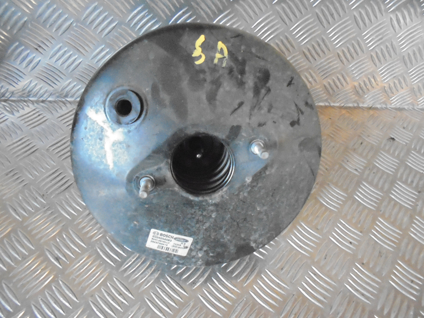 Ford Fiesta 7 Bremseforstærker Med OEM Nr. Ophugger Fra Ford Ophugger