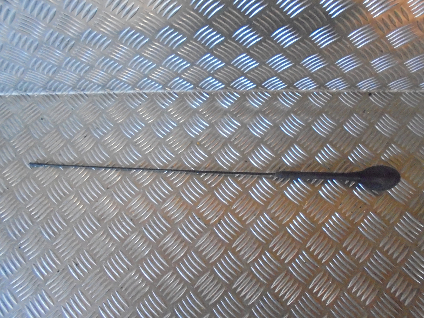 Ford Fiesta 7 Antenne Med OEM Nr. Ophugger Fra Ford Ophugger