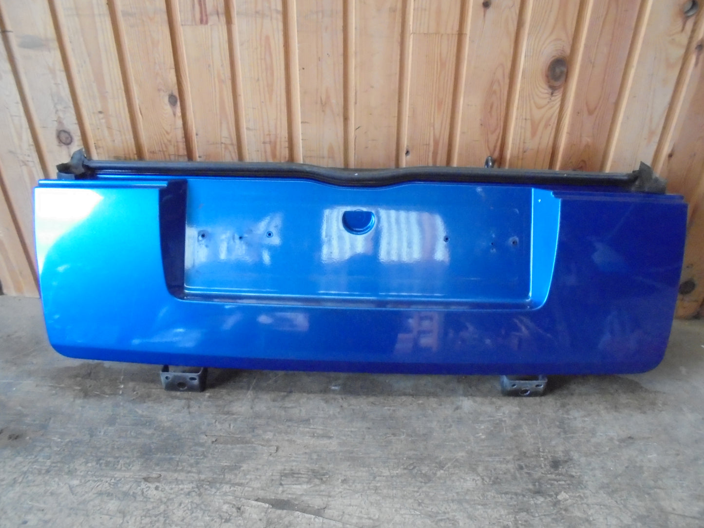 Citroen C2 Bagklap Med OEM Nr. 8701W2 Fra Citroen Ophugger