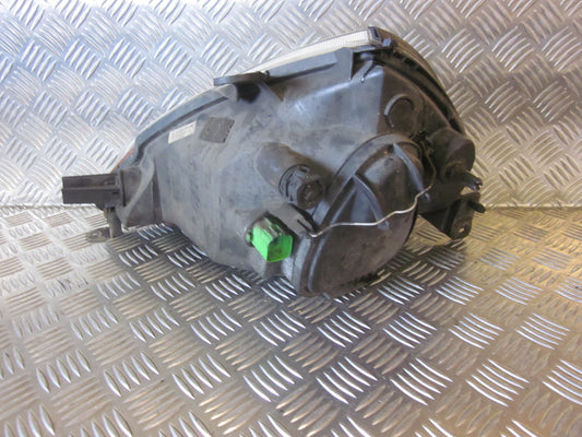 Ford Ka Forlygte Med OEM Nr. Ophugger Fra Ford Ophugger