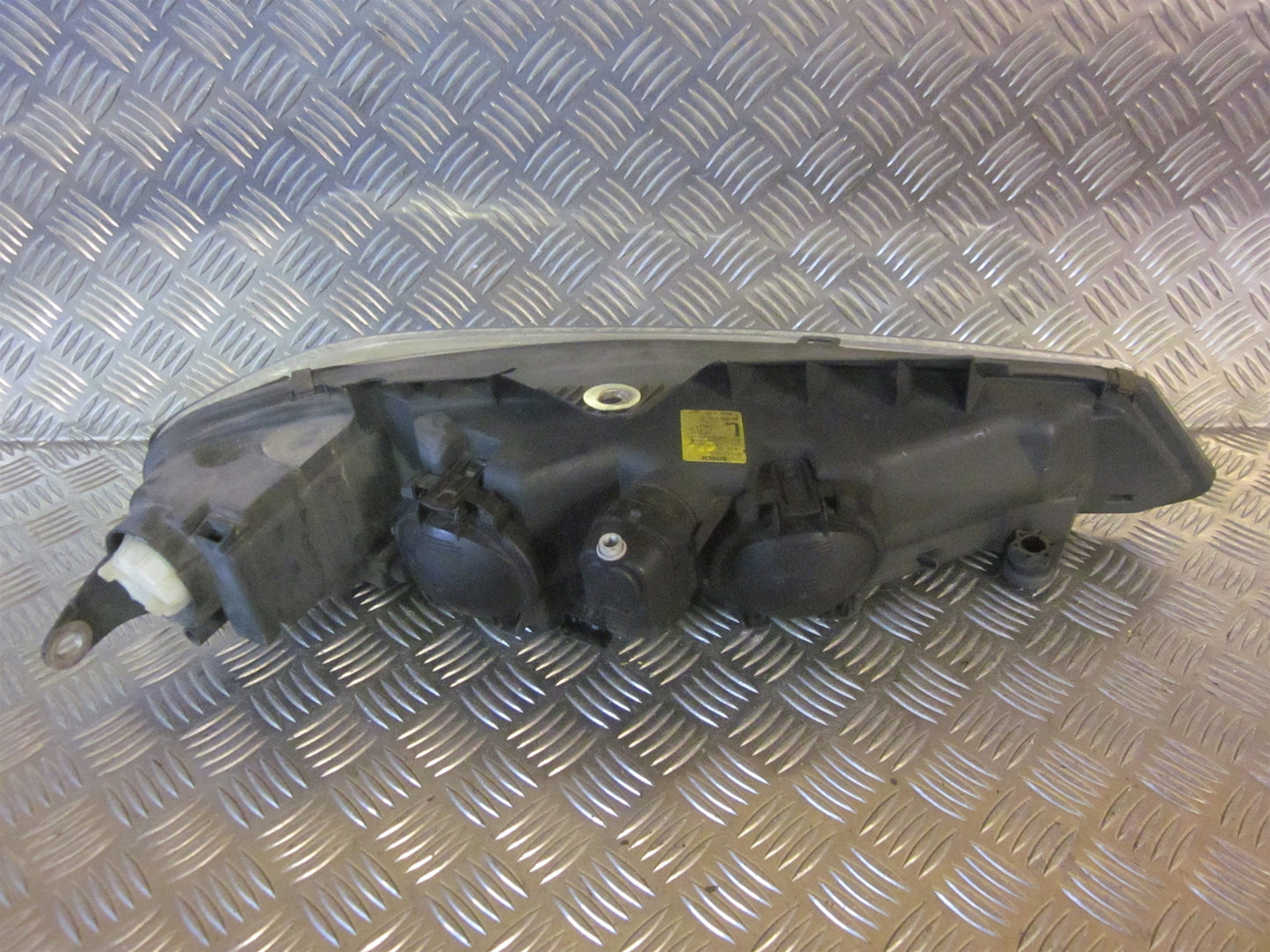 Peugeot 406 Forlygte Med OEM Nr. 6204V2	 Fra Peugeot Ophugger