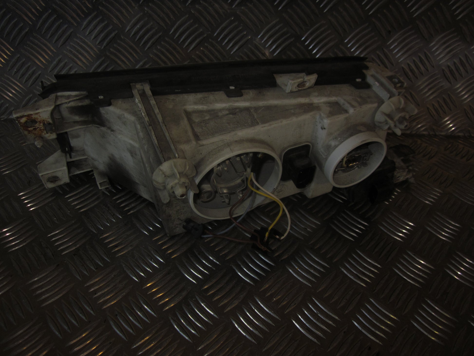 Skoda Octavia Forlygte Med OEM Nr. Ophugger Fra Skoda Ophugger