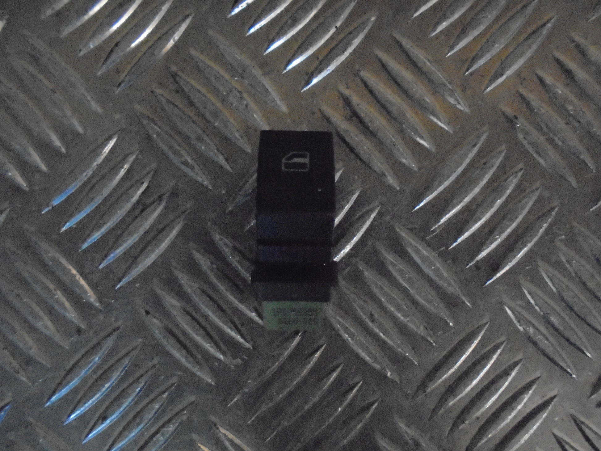 Seat Leon 1P Kontakt Rudehejs Med OEM Nr. Ophugger Fra Seat Ophugger