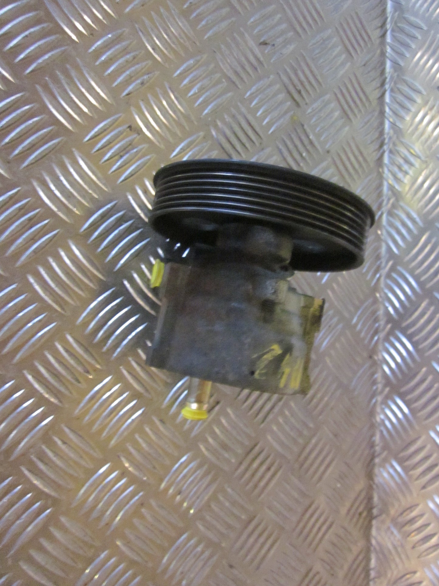 Renault Grand Scenic Servopumpe Med OEM Nr. Ophugger Fra Renault Ophugger