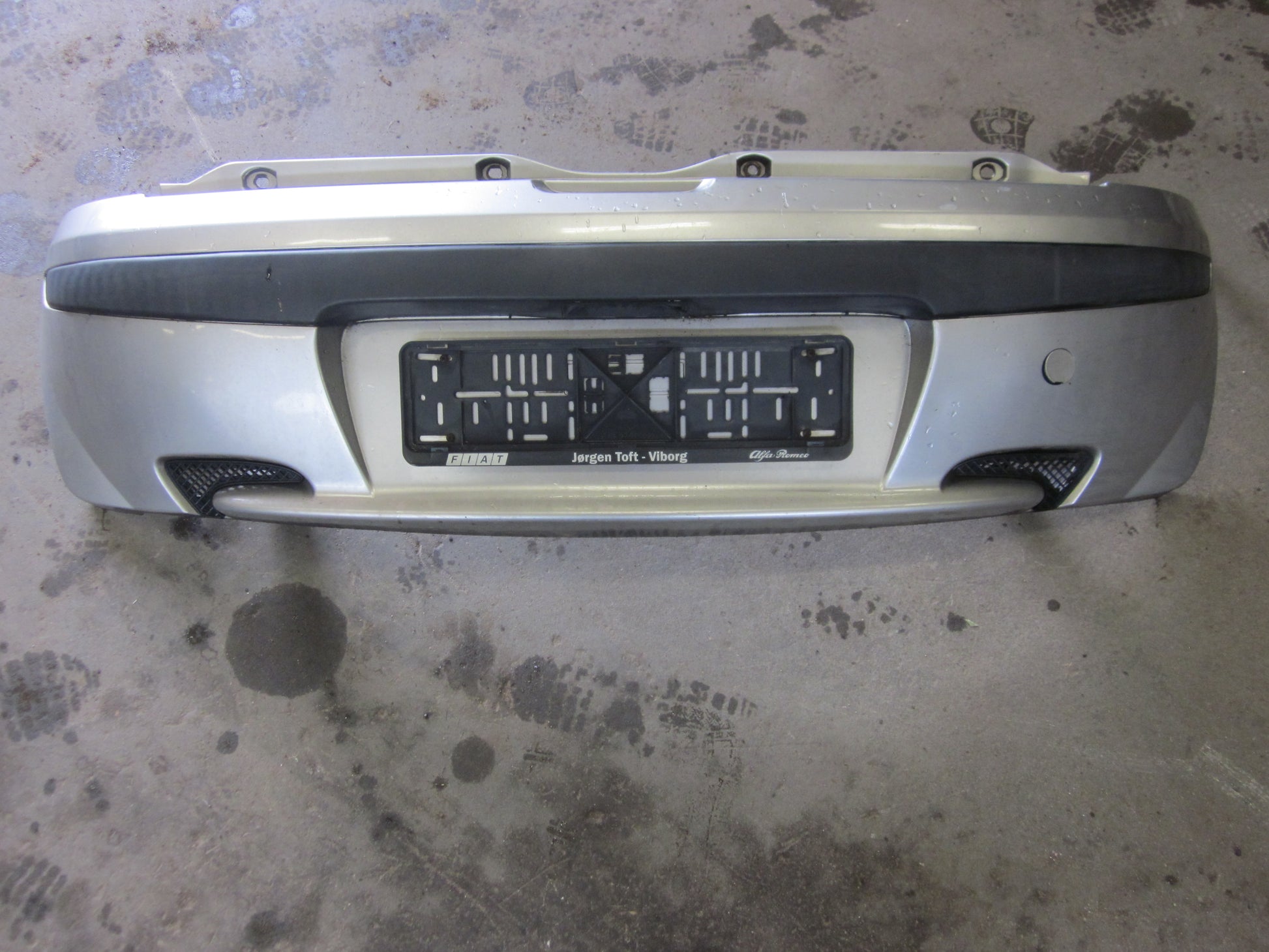 Fiat Punto II Bagkofanger Med OEM Nr. Ophugger Fra Fiat Ophugger