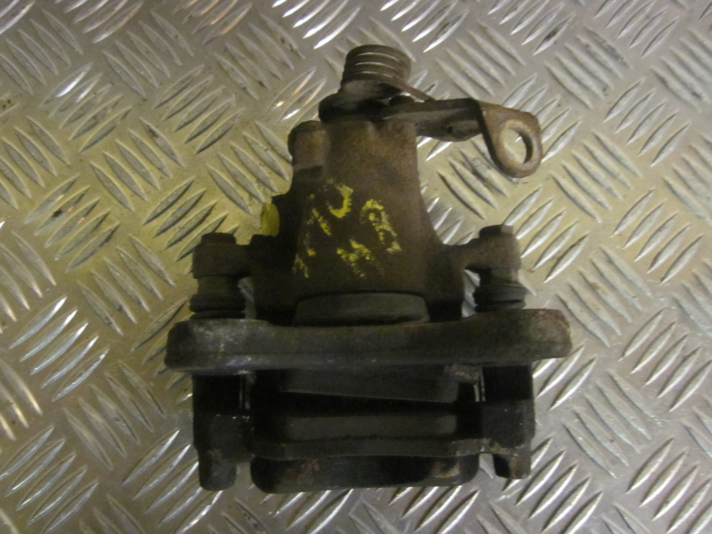 Ford Galaxy Bremsekaliber HB Med OEM Nr. Ophugger Fra Ford Ophugger