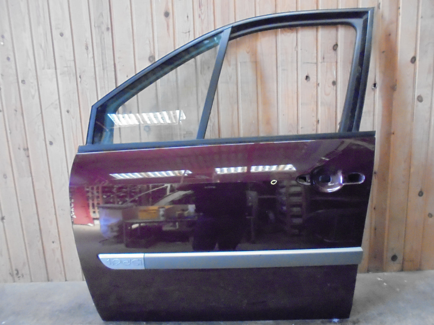 Renault Megane Scenic 2 Fordør V Med OEM Nr. 7751474828 Fra Renault Ophugger