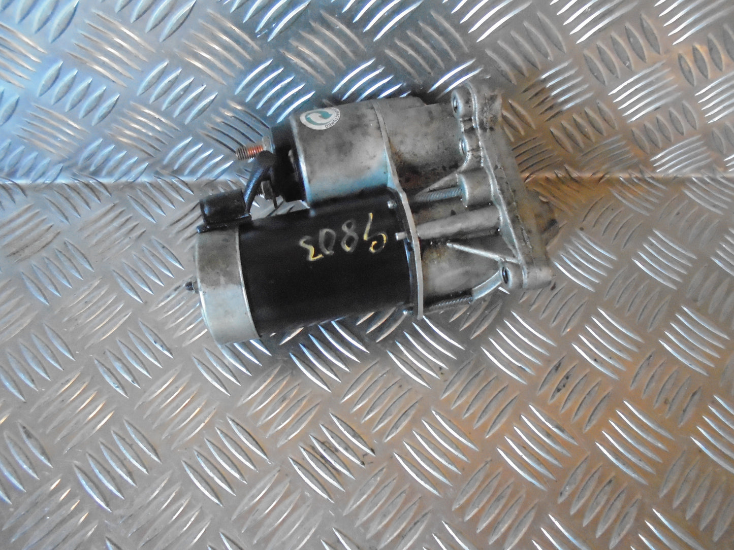 Renault Clio 2 Starter Med OEM Nr. E7J780251281 Fra Renault Ophugger