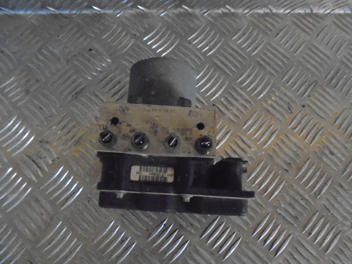 Renault Megane Scenic 2 Abs Pumpe Med OEM Nr. 7701062137 Fra Renault Ophugger