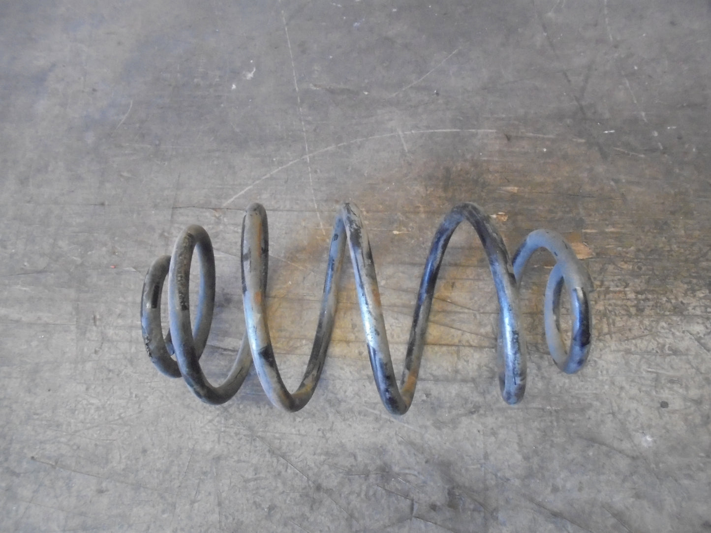 Opel Astra G Bagfjeder Spiral Med OEM Nr. Ophugger Fra Opel Ophugger