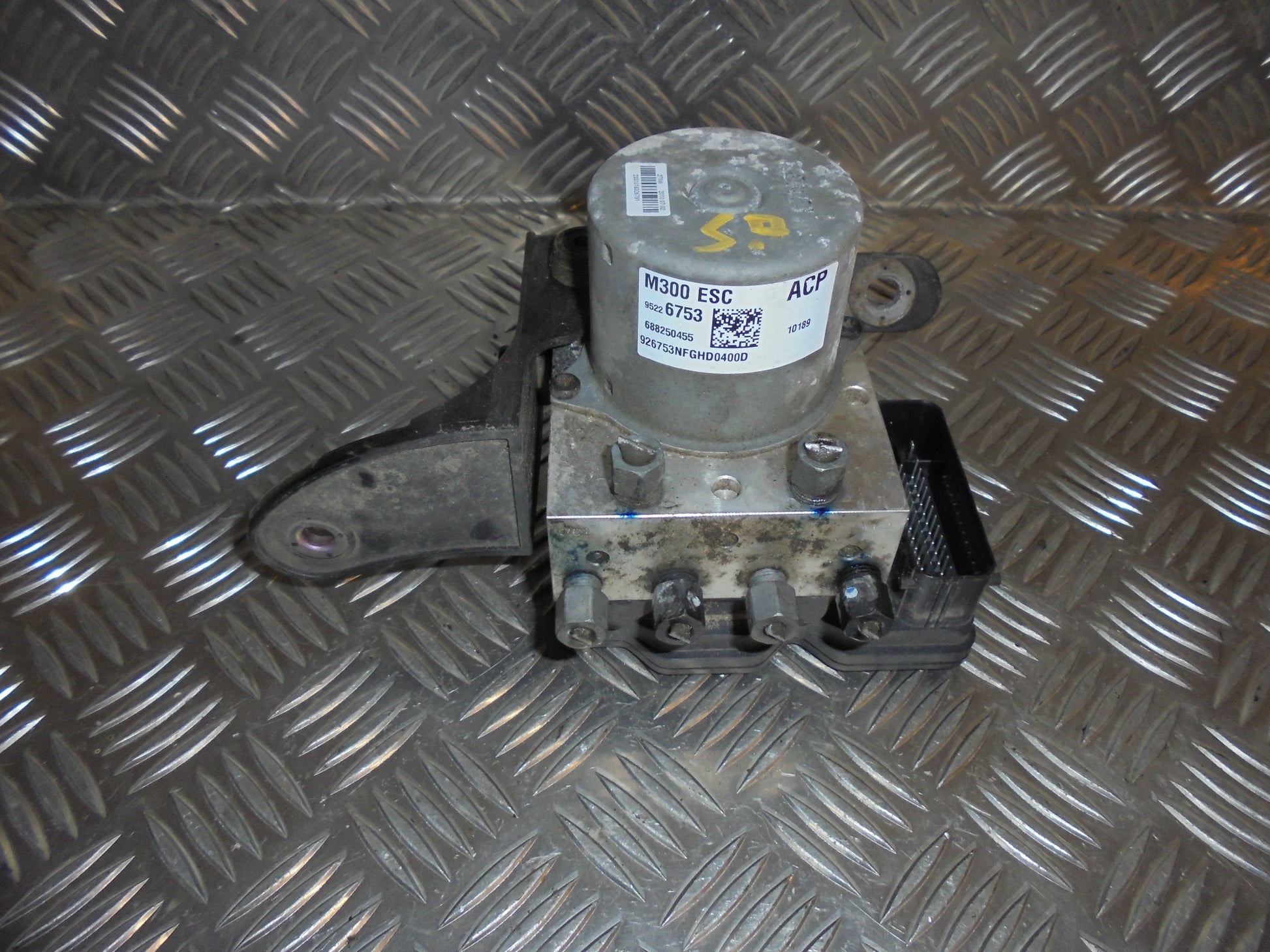 Chevrolet Spark Abs Pumpe Med OEM Nr. 95226753 Fra Chevrolet Ophugger