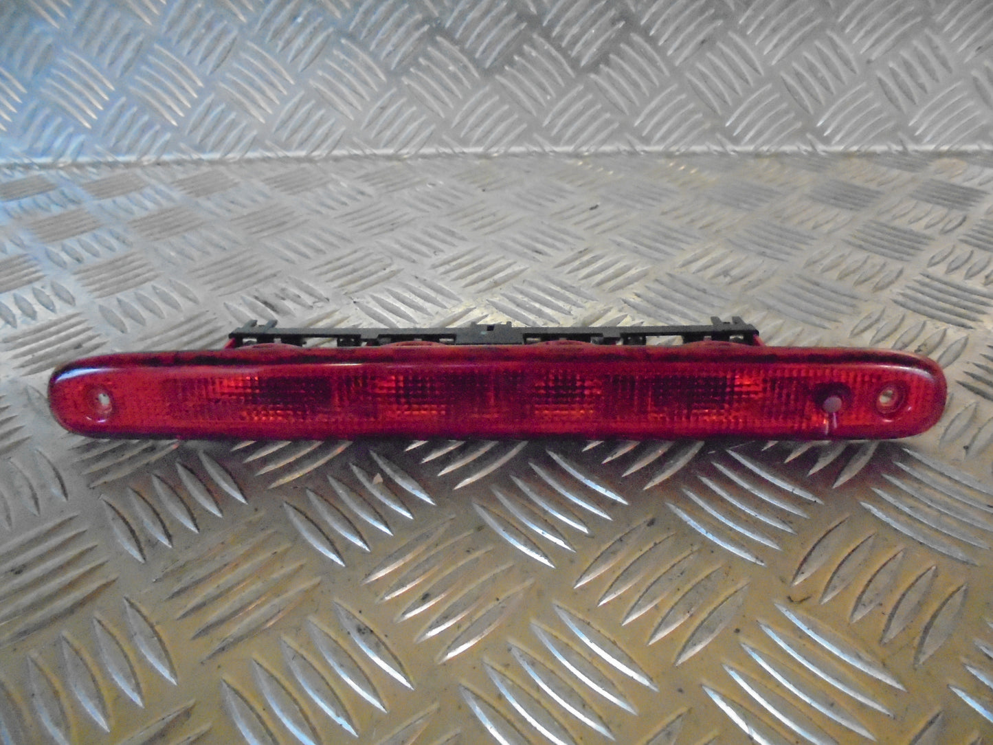 Peugeot 107 Bremselys Med OEM Nr. Ophugger Fra Peugeot Ophugger