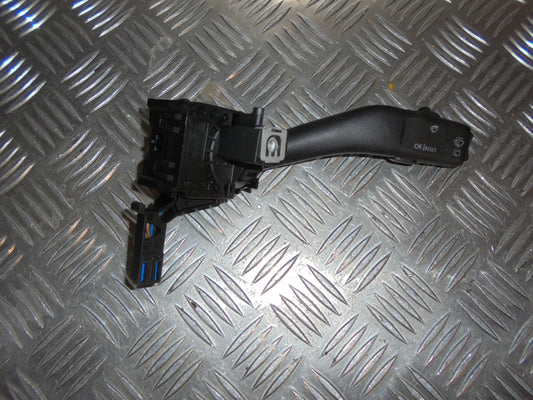 Skoda Octavia Kontakt Visker Med OEM Nr. 1K0953519A Fra Skoda Ophugger