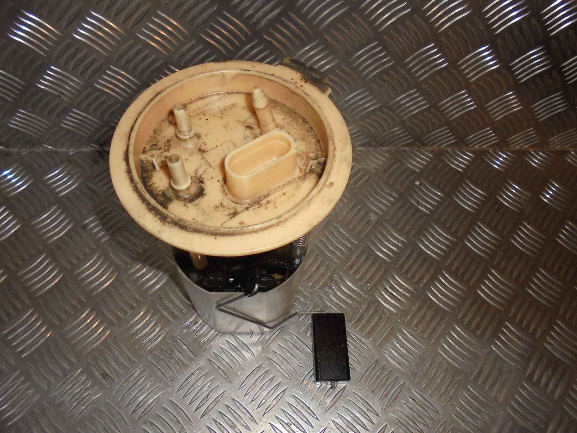 Skoda Octavia Benz/Brændstofpumpe El Med OEM Nr. 1K0919050Q Fra Skoda Ophugger