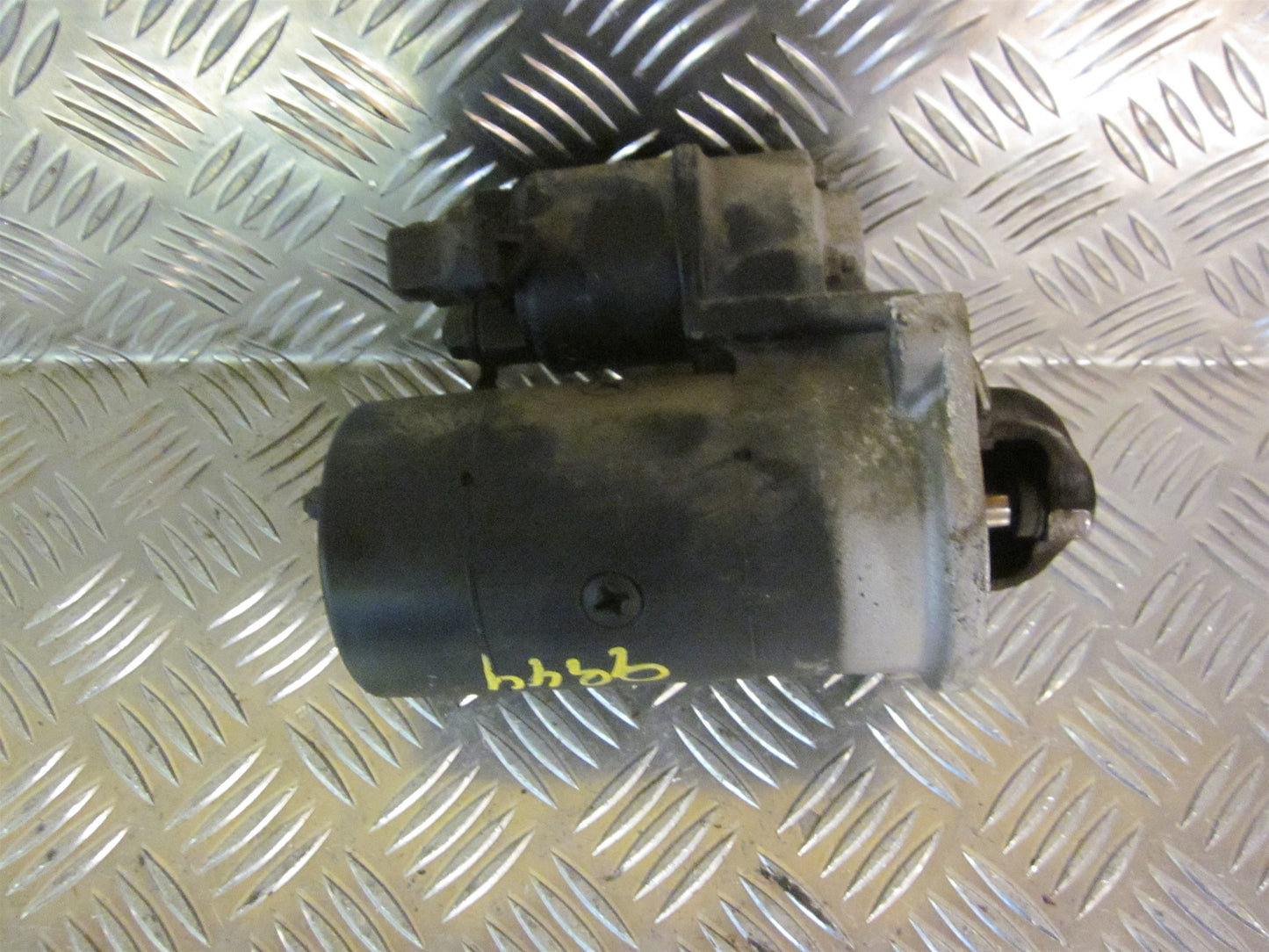 Seat Arosa Starter Med OEM Nr. 085911023E Fra Seat Ophugger