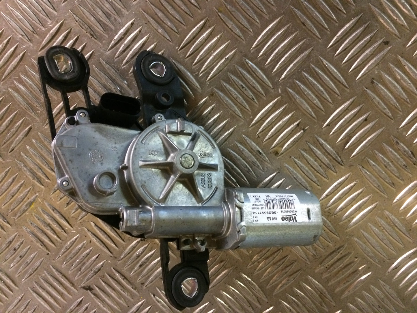 VW Golf 7 AU Bagrudevisker Motor Med OEM Nr. 5G0955711A Fra VW Ophugger