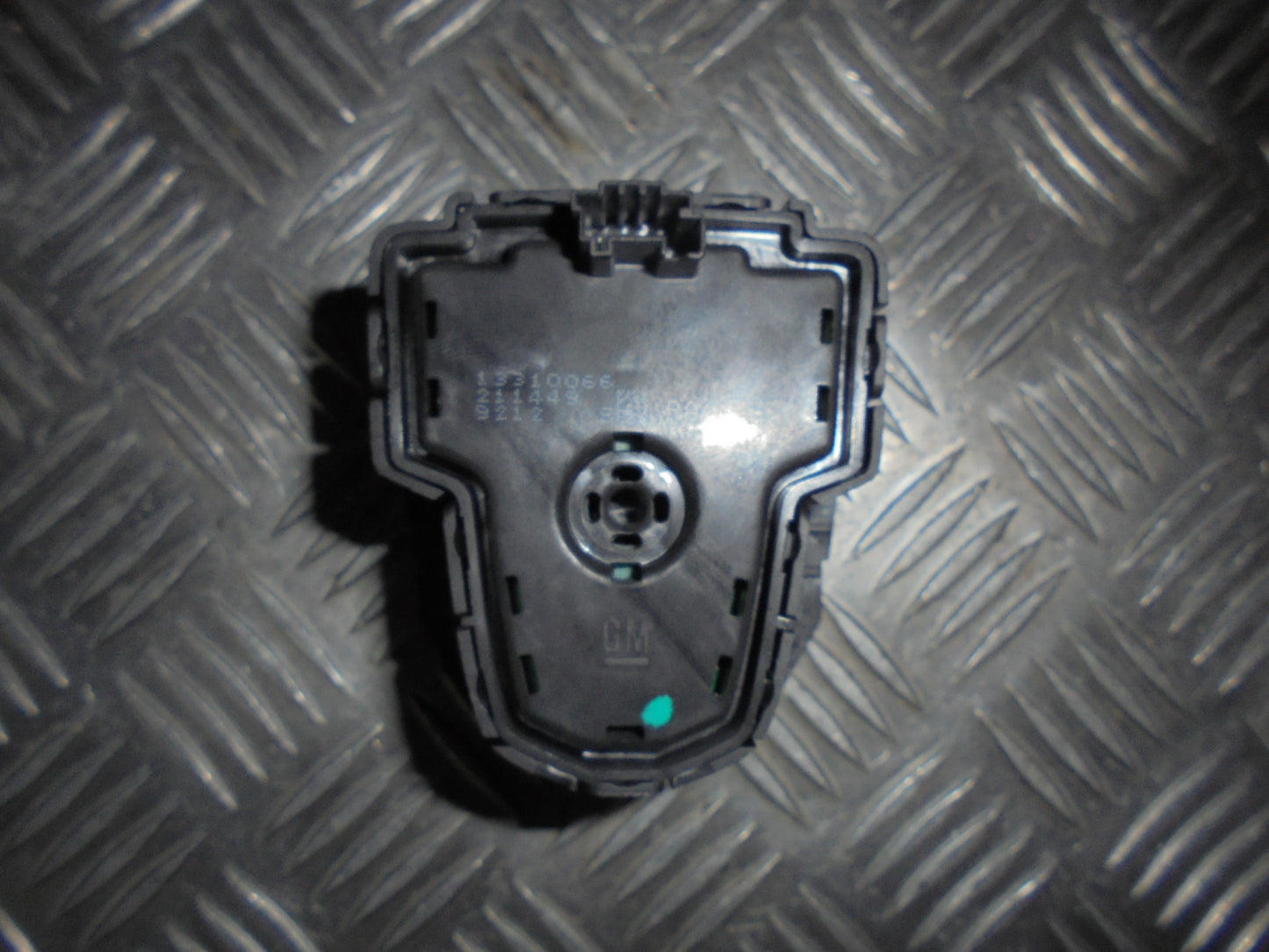 Opel Insignia A Radio Div. Tilbehør Med OEM Nr. Ophugger Fra Opel Ophugger