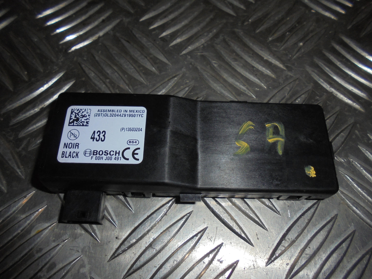 Opel Insignia A Relæ Centrallås Med OEM Nr. Ophugger Fra Opel Ophugger