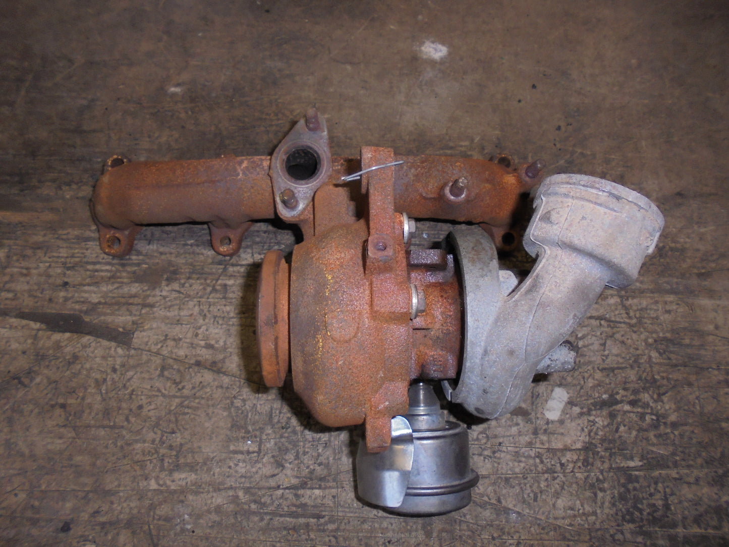 VW Touran 1T GP Turbolader Med OEM Nr. 03G253014T Fra VW Ophugger
