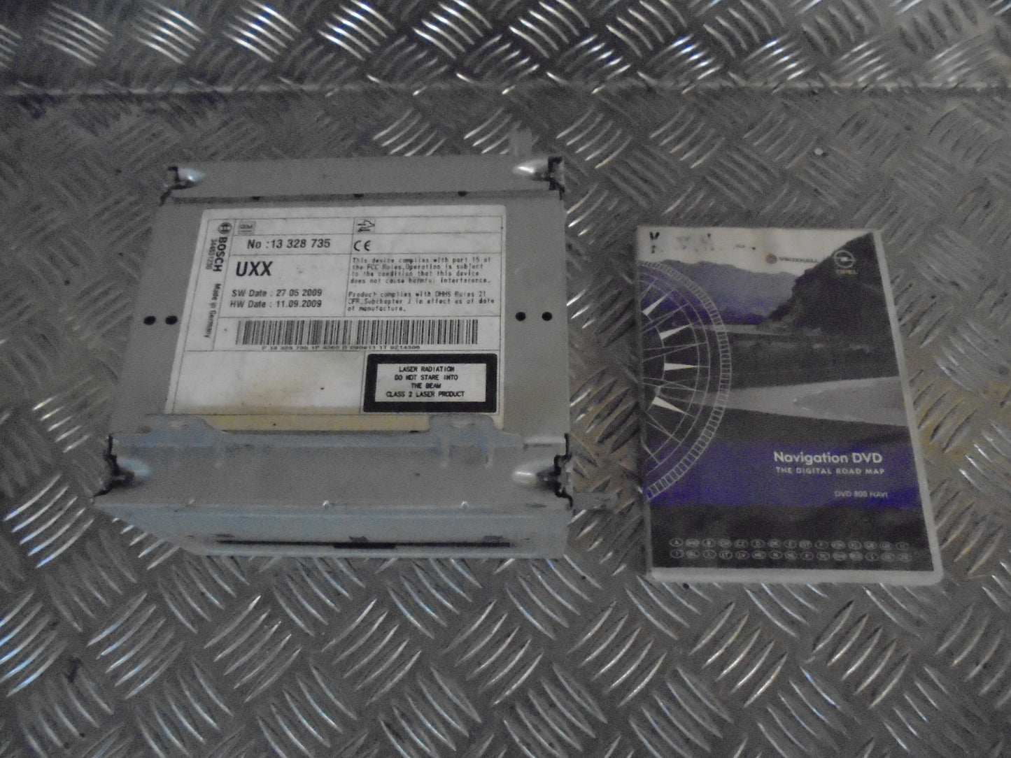 Opel Insignia A Navigationsanl Med OEM Nr. Ophugger Fra Opel Ophugger